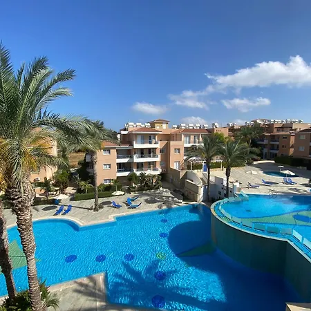 Lovely 2 Bedroom In Iris Village *