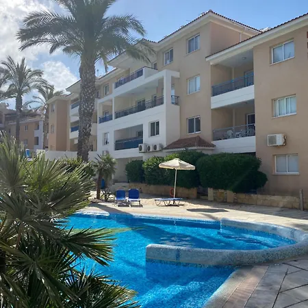 Lovely 2 Bedroom In Iris Village Paphos